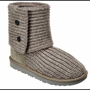 Size 1 “K Cardy “ Ugg Boots 💓